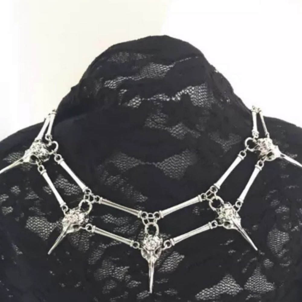 NEW Silver Raven Bird Head Skull Spike Choker Necklace Costume - Picture 3 of 6